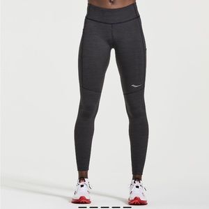 Saucony Women’s Fortify Tight - workout leggings- size L